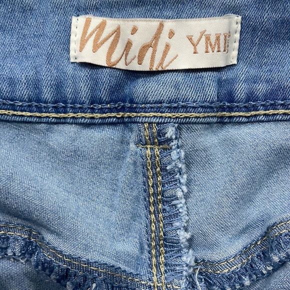 YMI Jean Capris - Picture 3 of 4